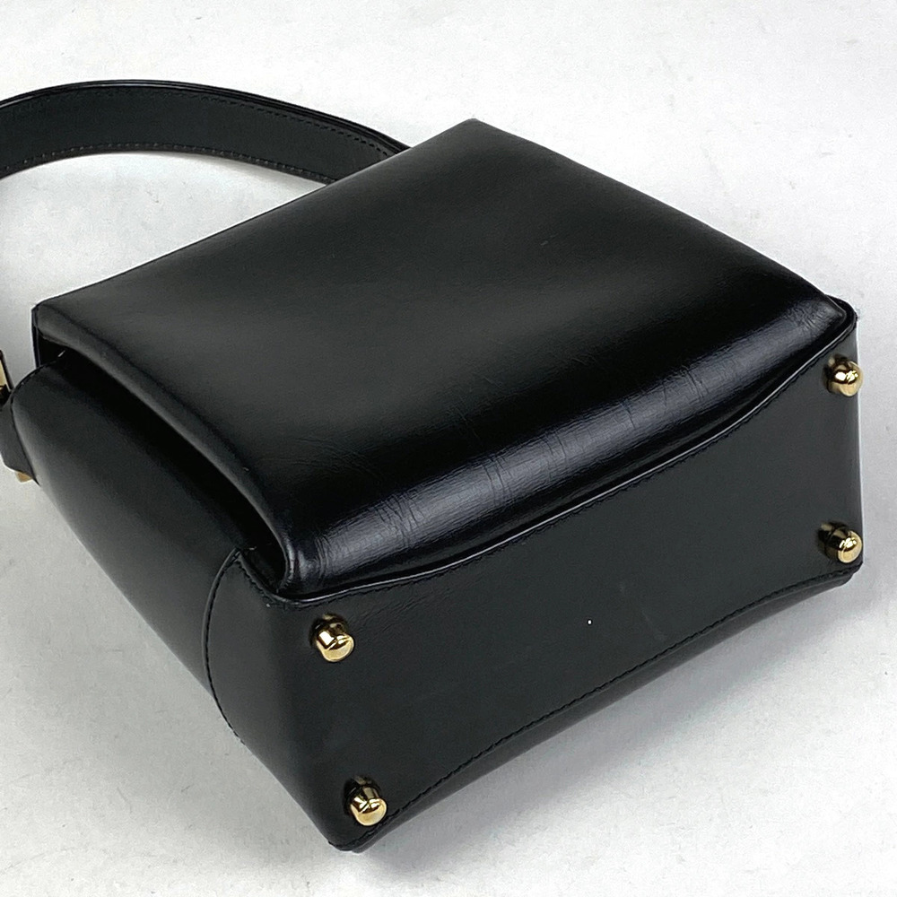 Gucci leather logo handbag black